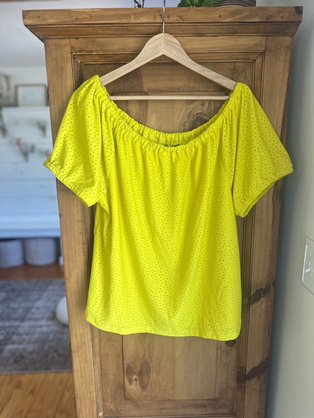 Lane Bryant Bright Yellow Eyelet Off-Shoulder Women's Top